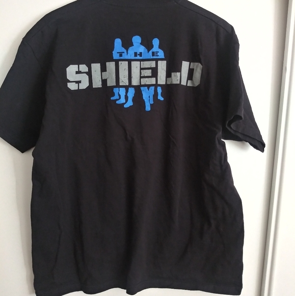 Official WWE Authentic The Shield "Hounds of Justi - Picture 3 of 6